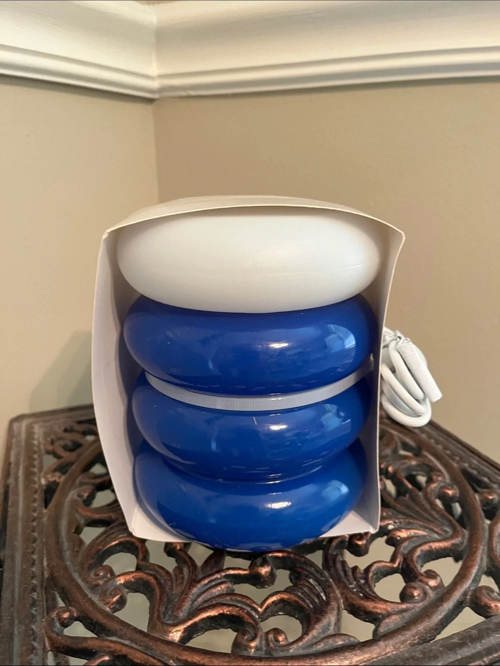 BLUE Room Essentials LED Jewelry Storage Lamp 3 Settings - Rechargeable NWT